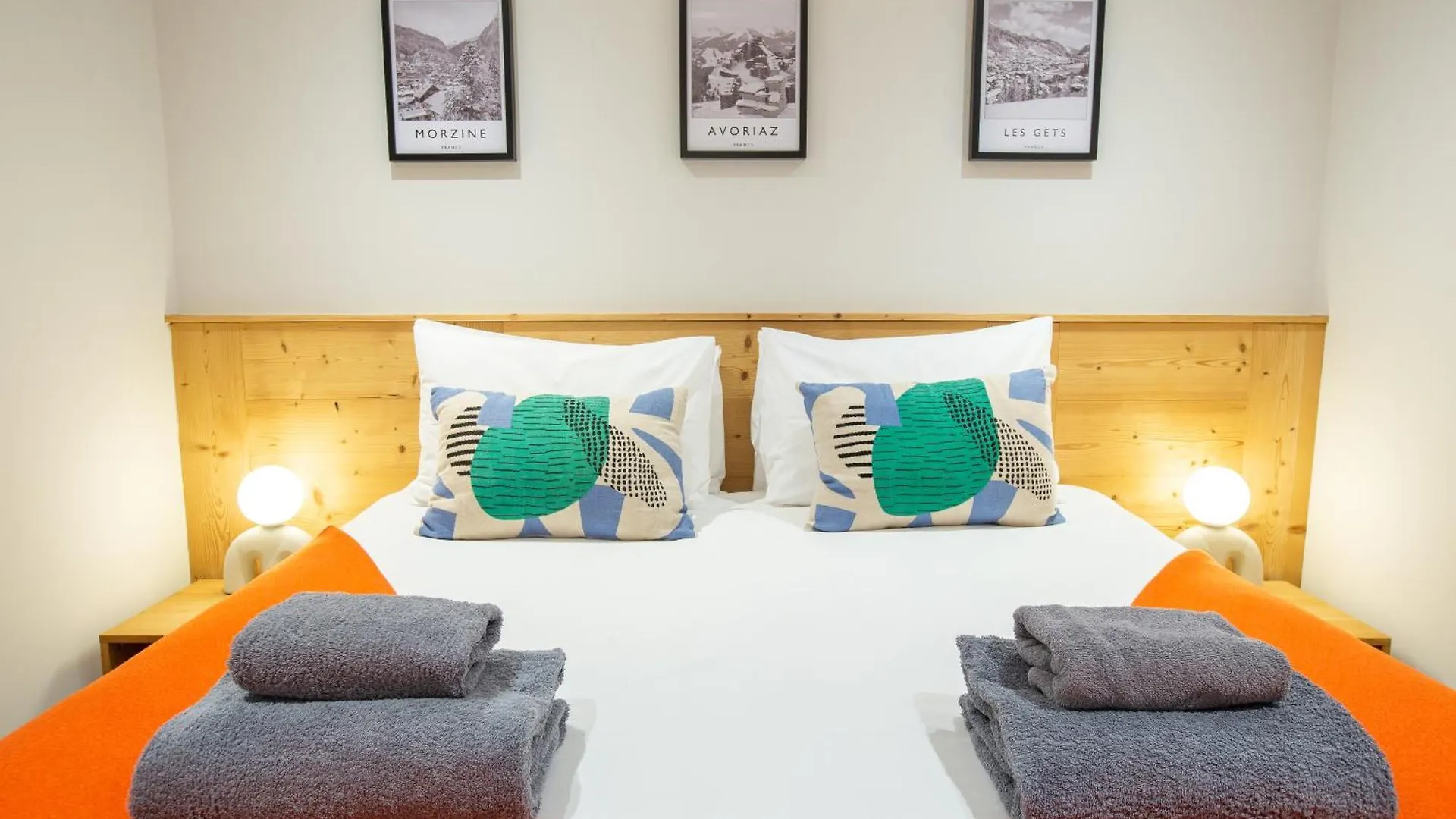 Stylish 1 Bed Apartment With A View To Die For! Morzine France